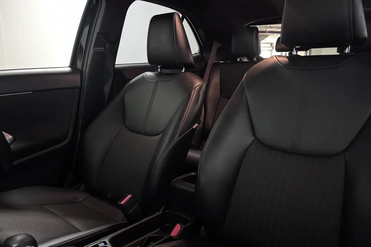 2023 Toyota Yaris Cross Gallery Image 15