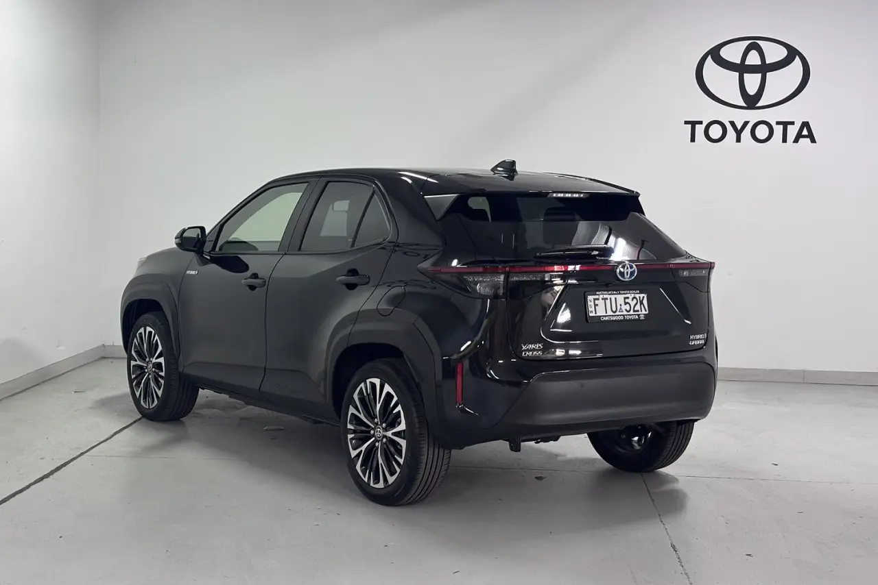 2023 Toyota Yaris Cross Gallery Image 8