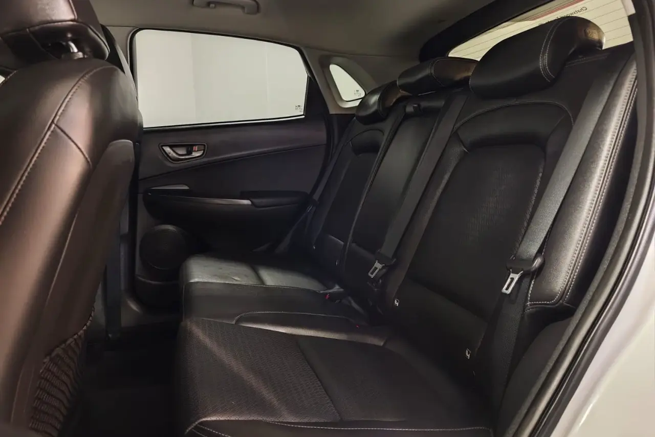 2020 Hyundai Kona Gallery Image 13