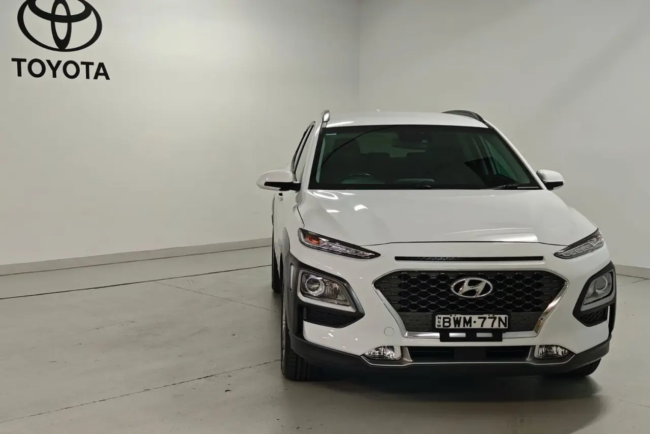 2020 Hyundai Kona Gallery Image 3