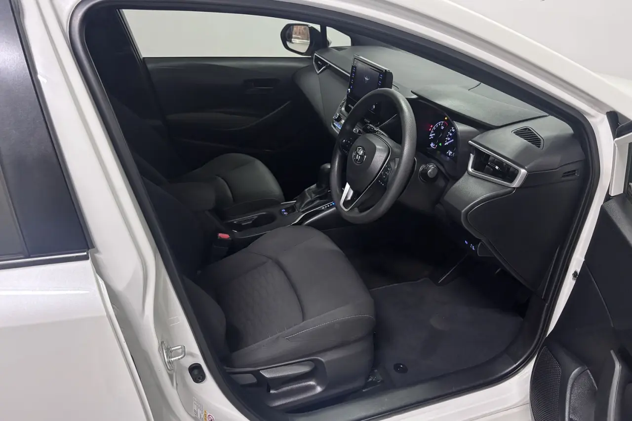 2019 Toyota Corolla Gallery Image 10