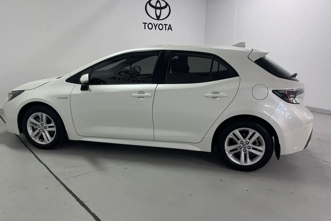 2019 Toyota Corolla Gallery Image 9