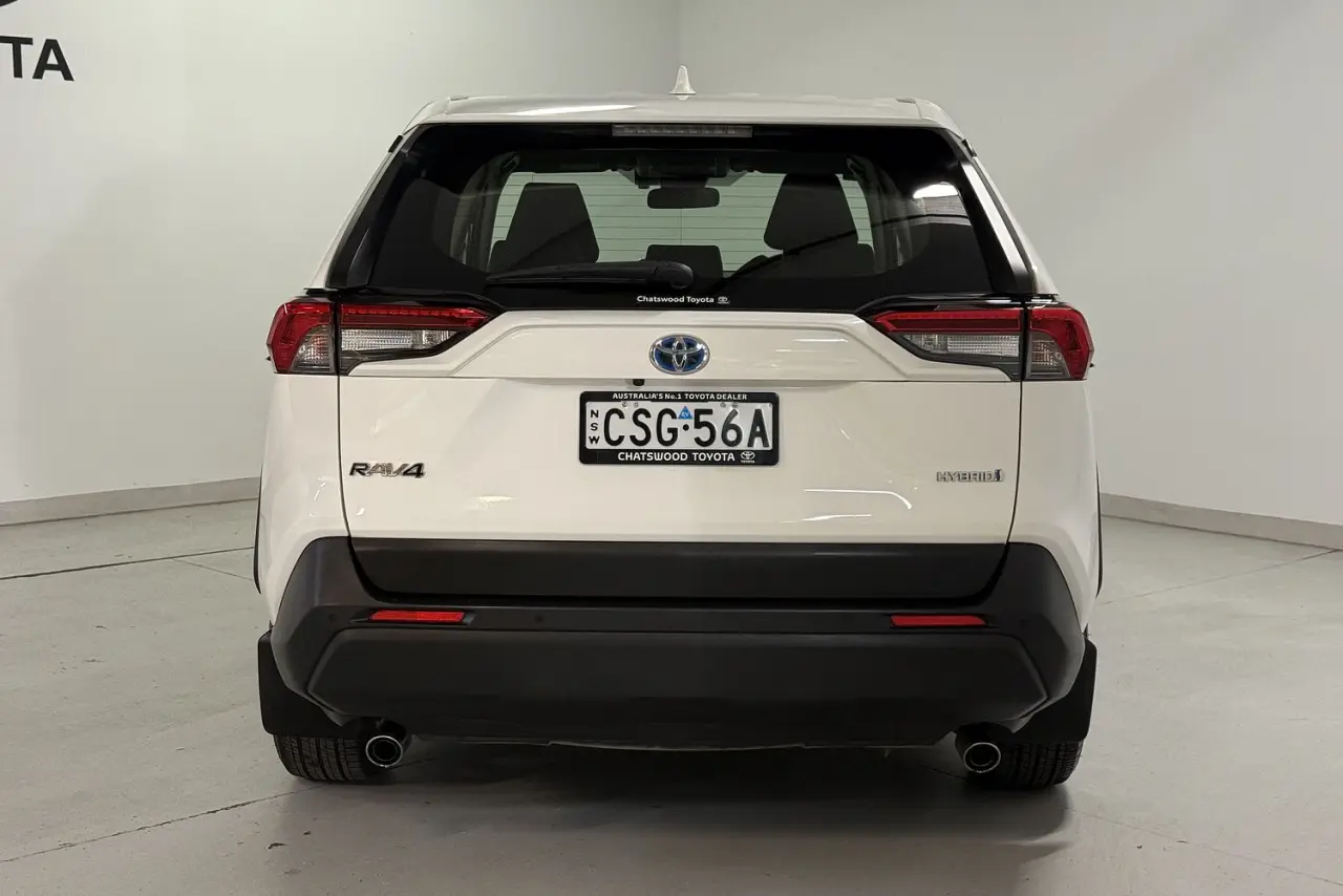 2021 Toyota RAV4 Gallery Image 5