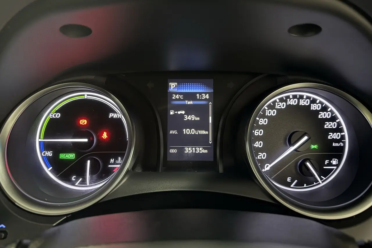 2020 Toyota Camry Gallery Image 17