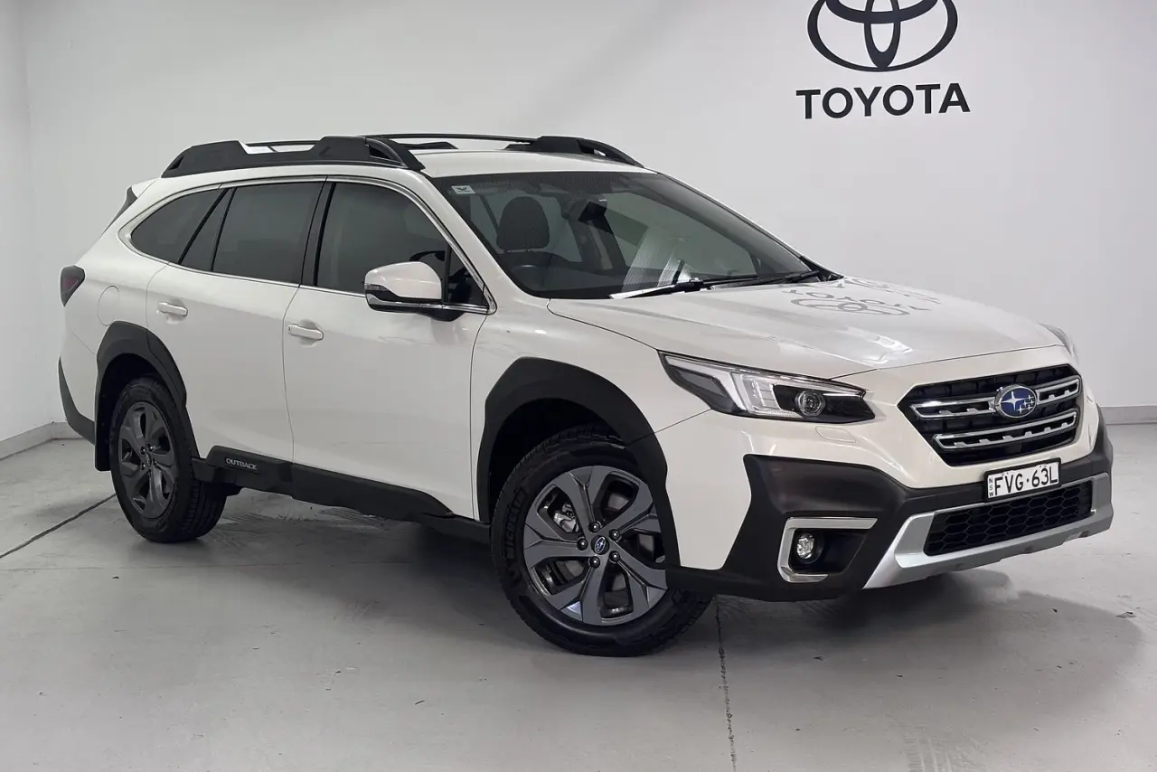 2022 Subaru Outback Gallery Image 1