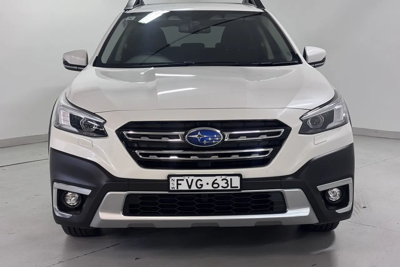 2022 Subaru Outback Gallery Image 3