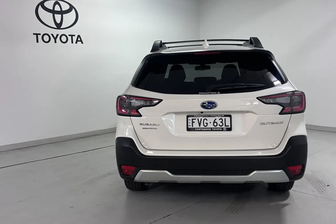 2022 Subaru Outback Gallery Image 6