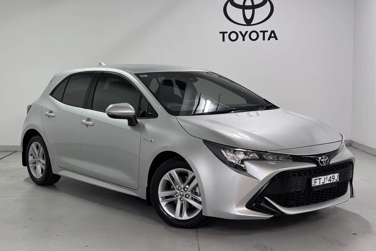 2022 Toyota Corolla Gallery Image 1