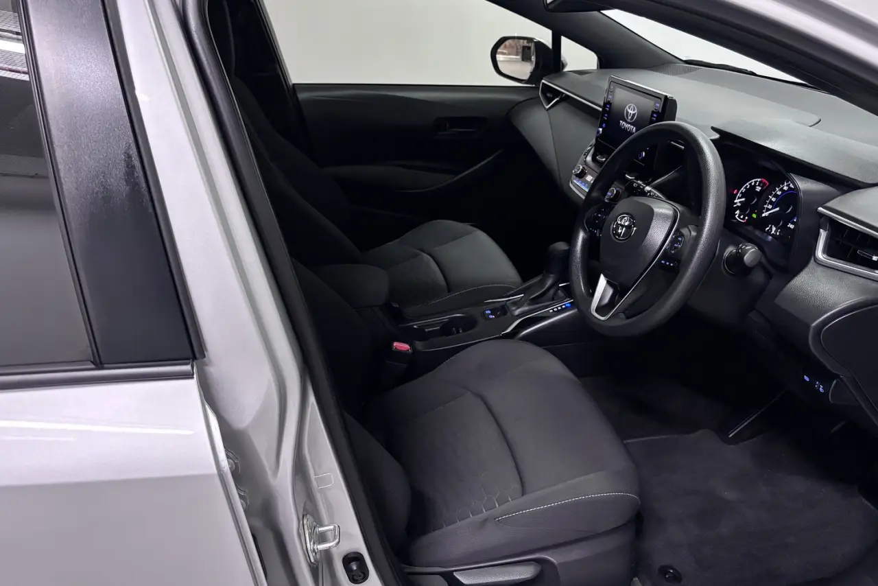 2022 Toyota Corolla Gallery Image 10