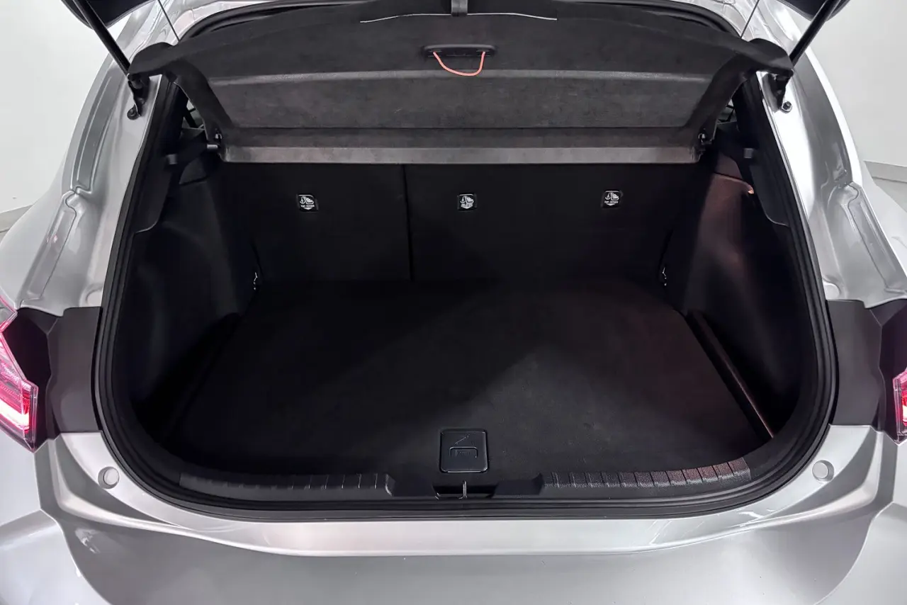 2022 Toyota Corolla Gallery Image 12