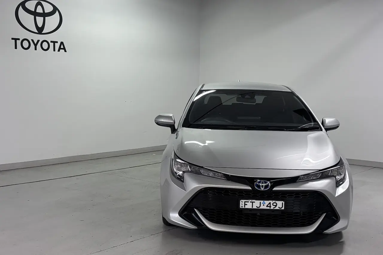 2022 Toyota Corolla Gallery Image 2