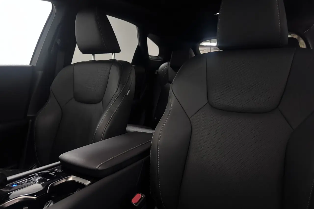 2024 Lexus RX Gallery Image 15