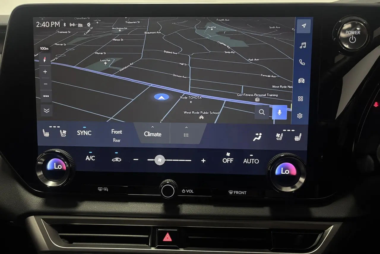 2024 Lexus RX Gallery Image 18