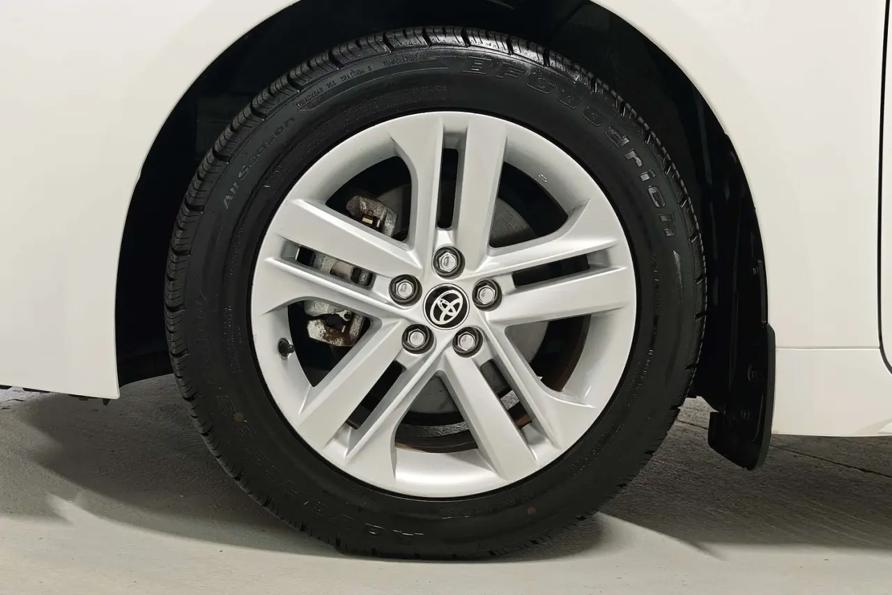 2021 Toyota Corolla Gallery Image 5