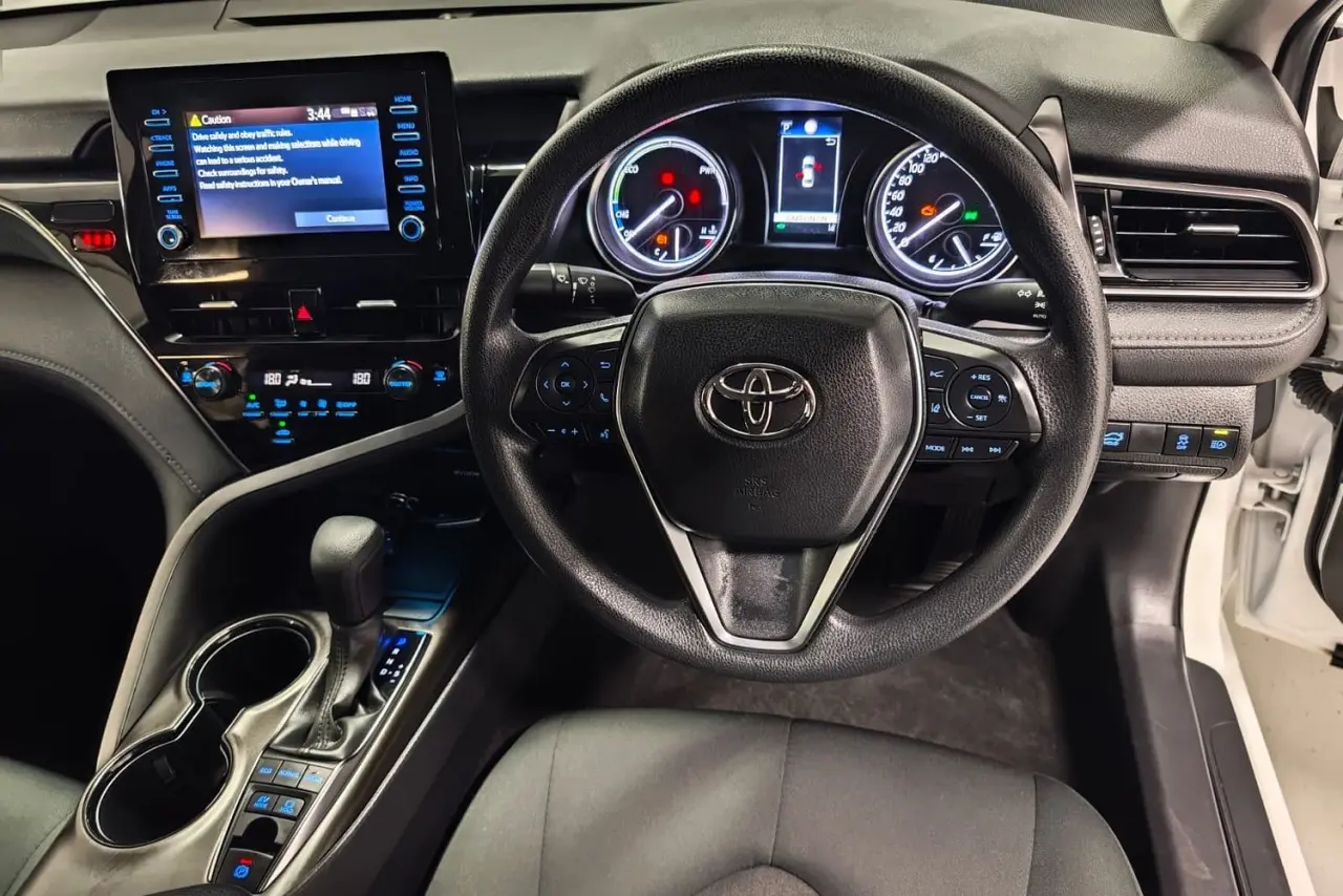 2022 Toyota Camry Gallery Image 16