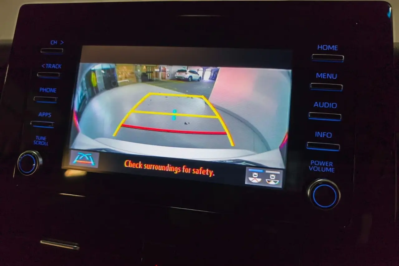 2022 Toyota Camry Gallery Image 18