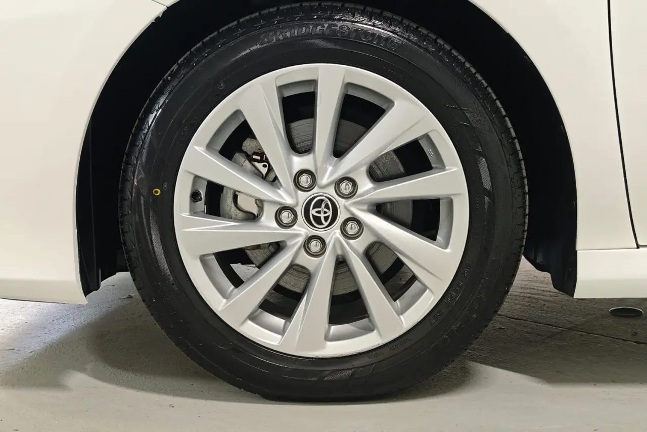 2022 Toyota Camry Gallery Image 5