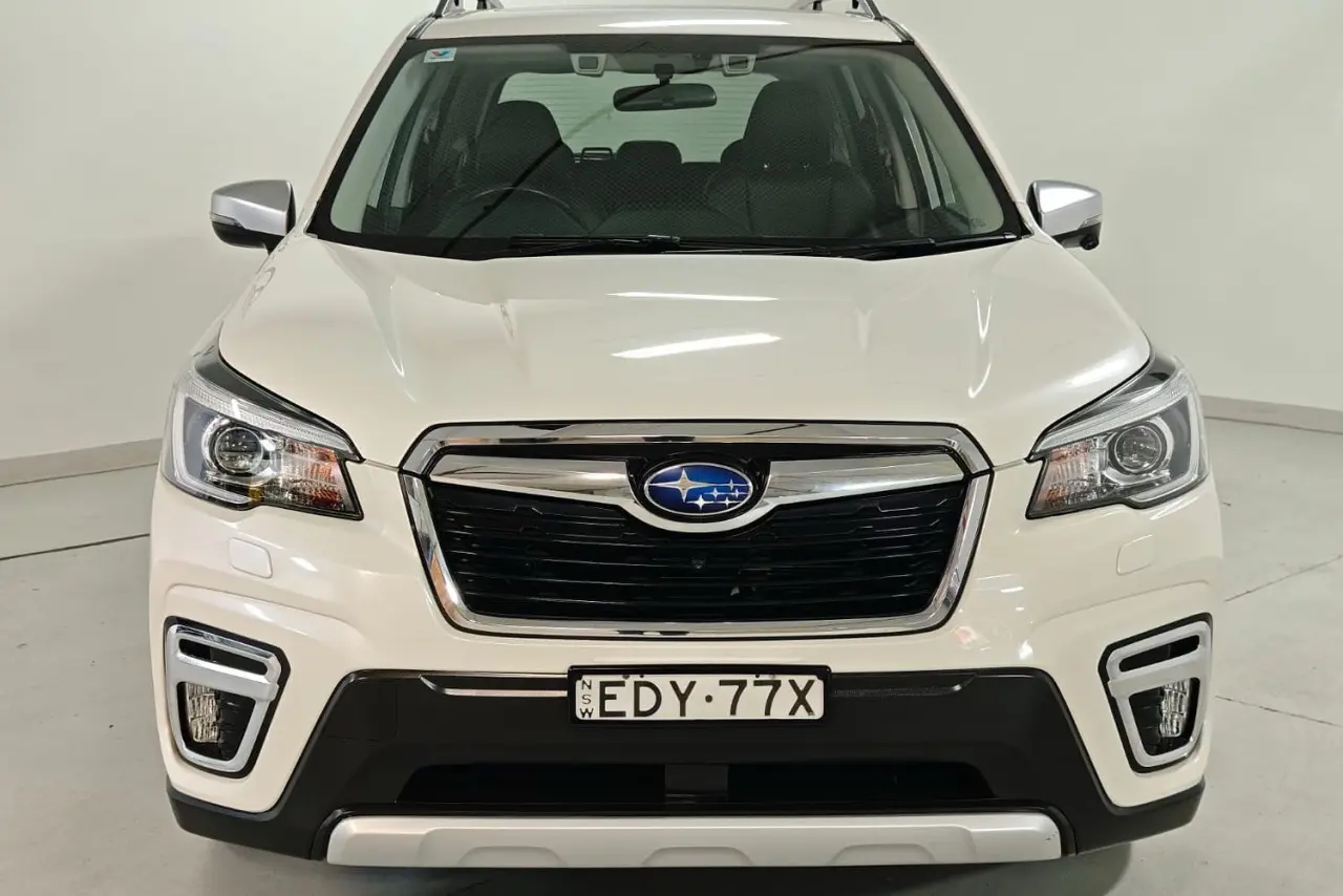 2019 Subaru Forester Gallery Image 2