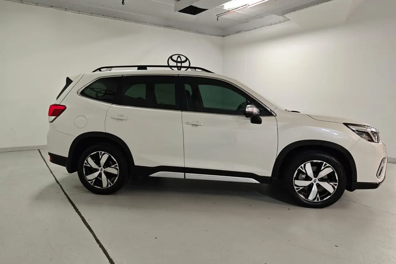 2019 Subaru Forester Gallery Image 4