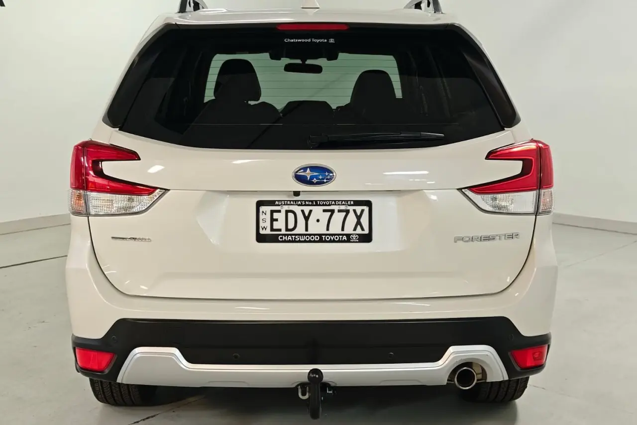 2019 Subaru Forester Gallery Image 6