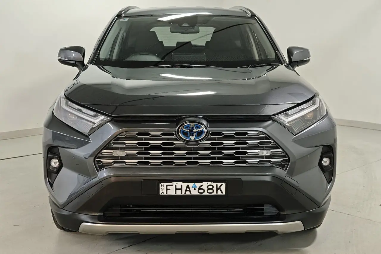 2024 Toyota RAV4 Gallery Image 3