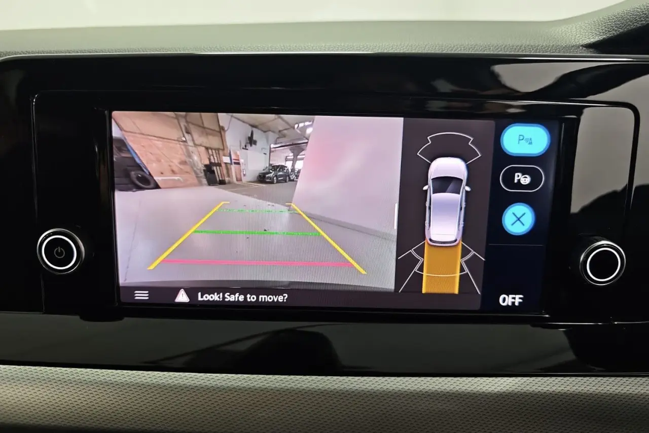 2021 Volkswagen Golf Gallery Image 20