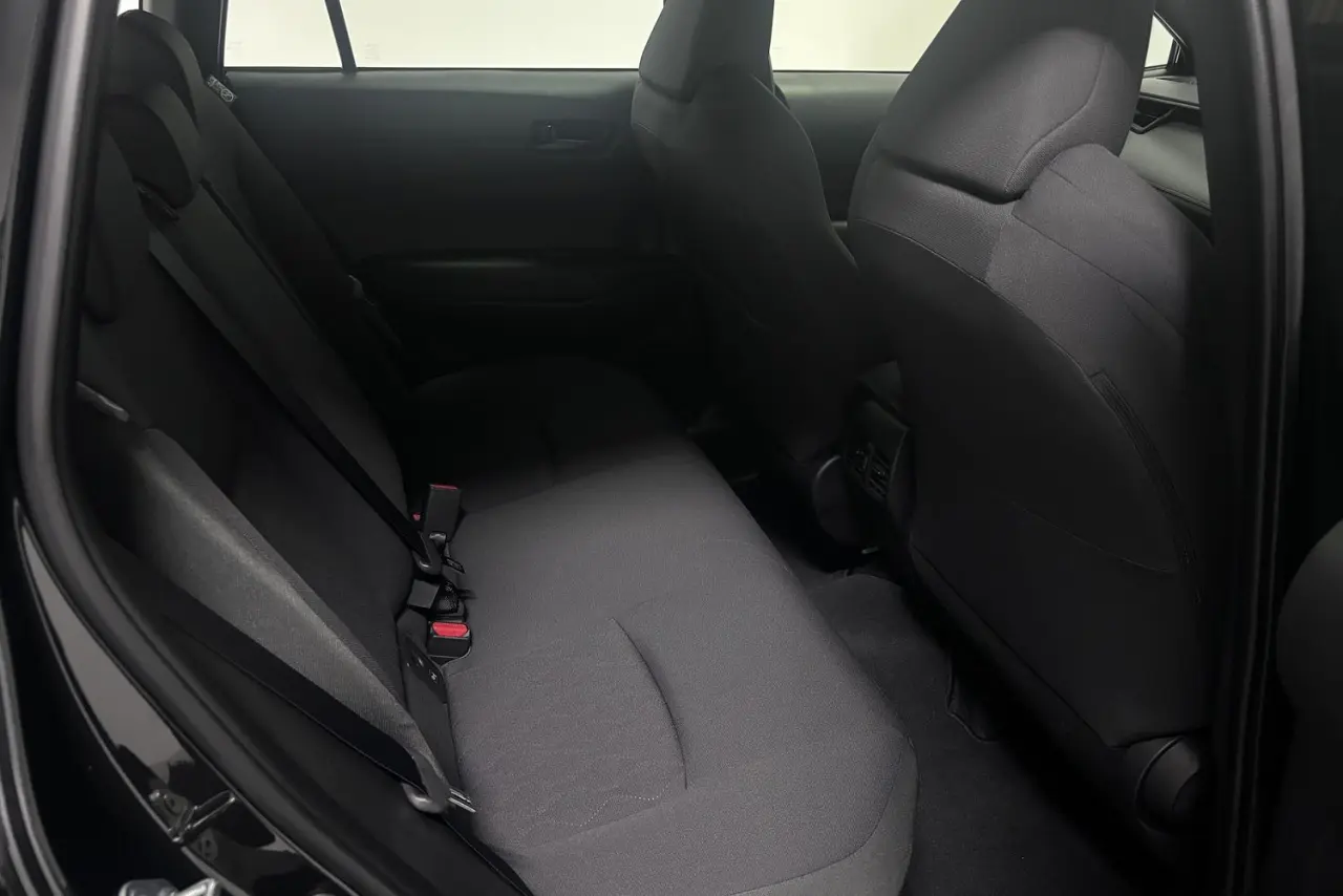 2025 Toyota Corolla Cross Gallery Image 11