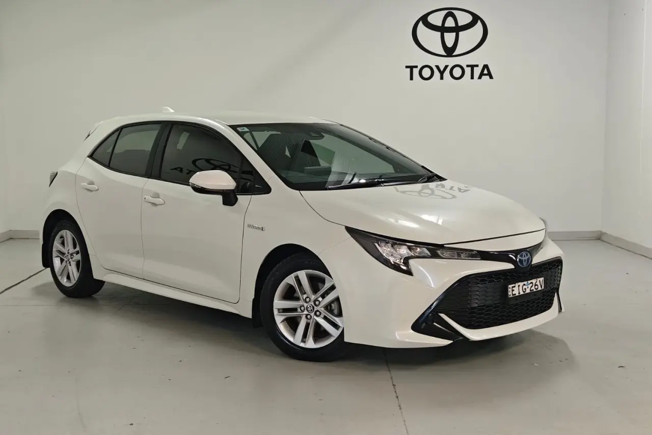 2020 Toyota Corolla Gallery Image 1