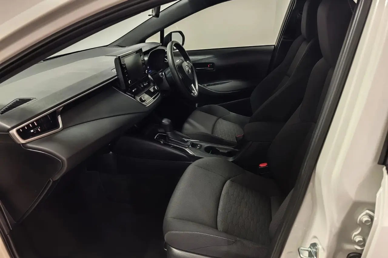 2020 Toyota Corolla Gallery Image 14