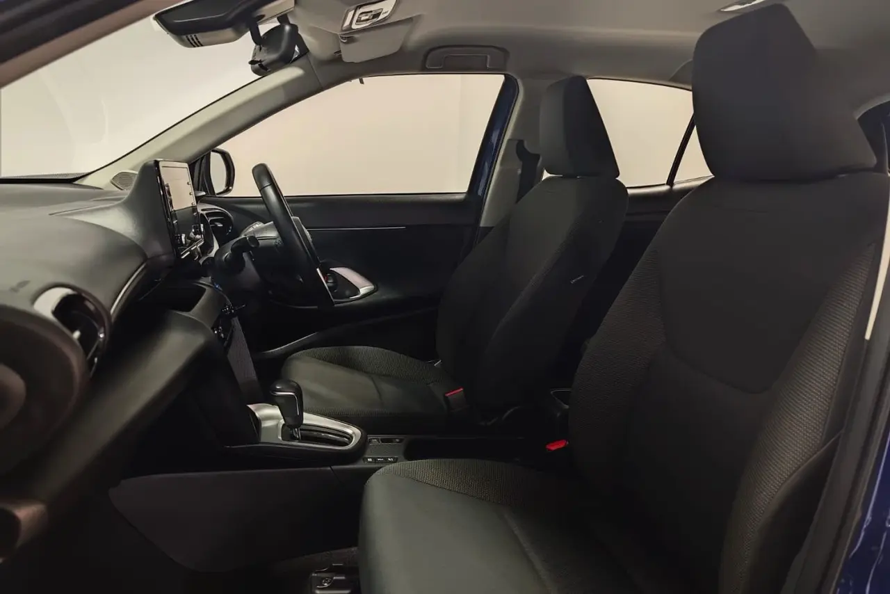 2023 Toyota Yaris Cross Gallery Image 13