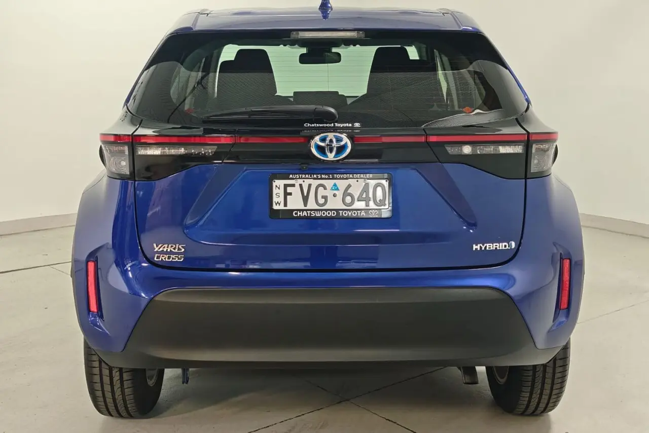 2023 Toyota Yaris Cross Gallery Image 5