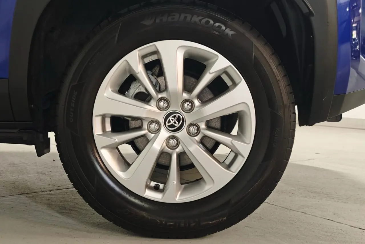 2023 Toyota Yaris Cross Gallery Image 7