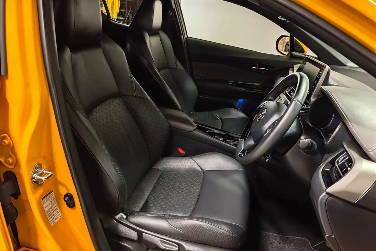 2021 Toyota C-HR Gallery Image 10