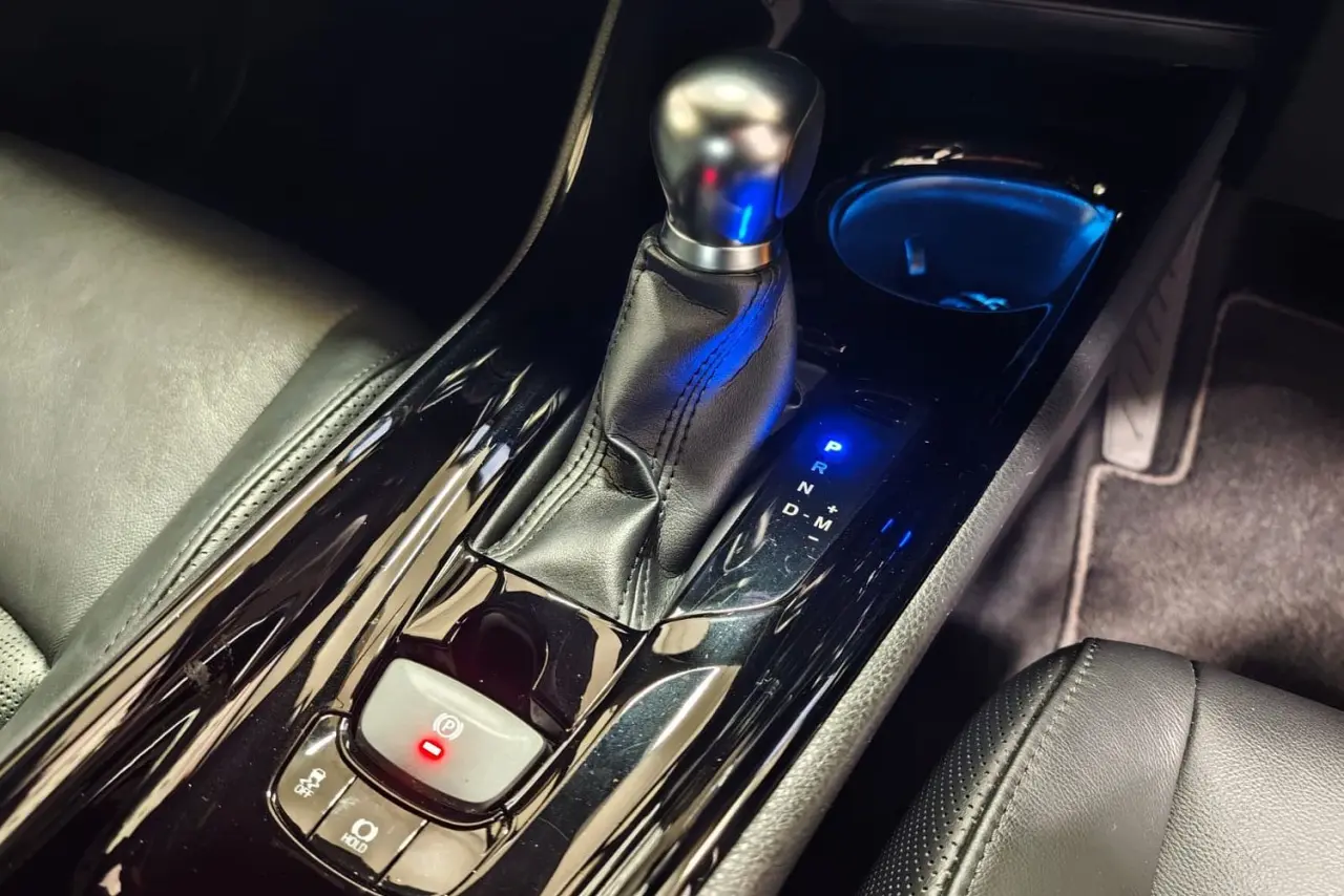 2021 Toyota C-HR Gallery Image 20