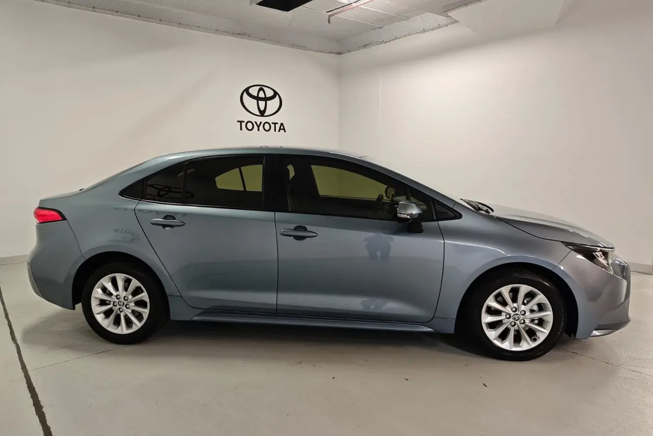 2021 Toyota Corolla Gallery Image 4