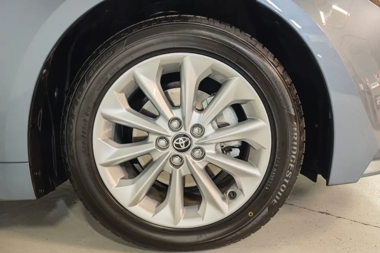 2021 Toyota Corolla Gallery Image 5