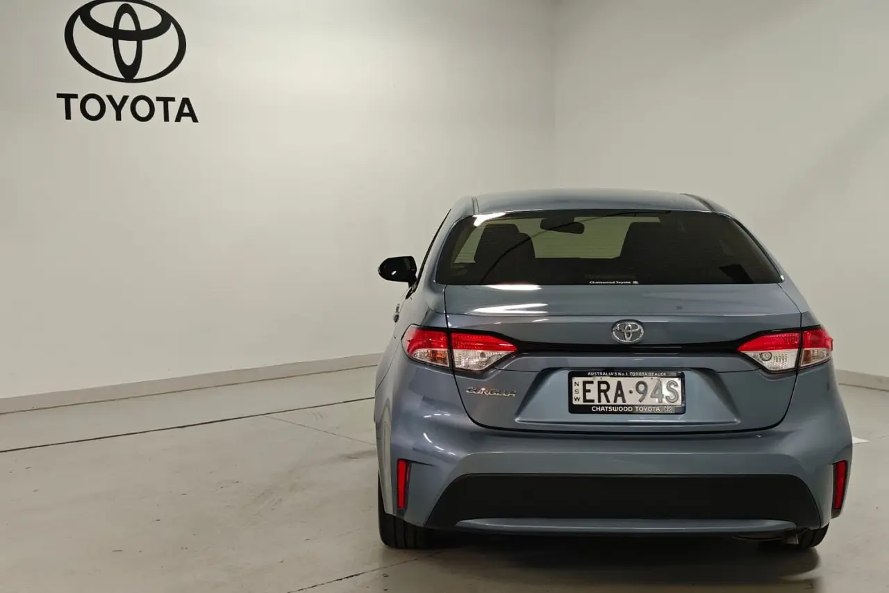 2021 Toyota Corolla Gallery Image 6