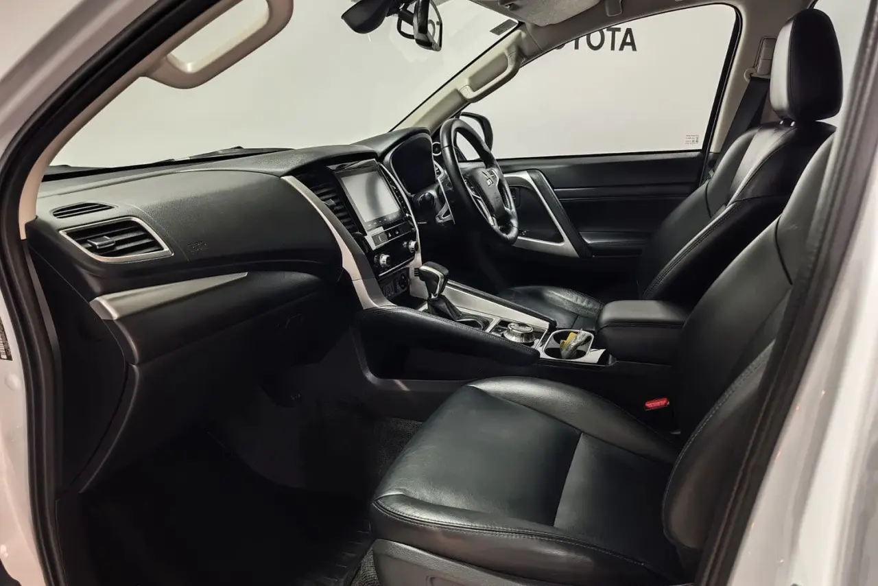 2024 Mitsubishi Pajero Sport Gallery Image 13