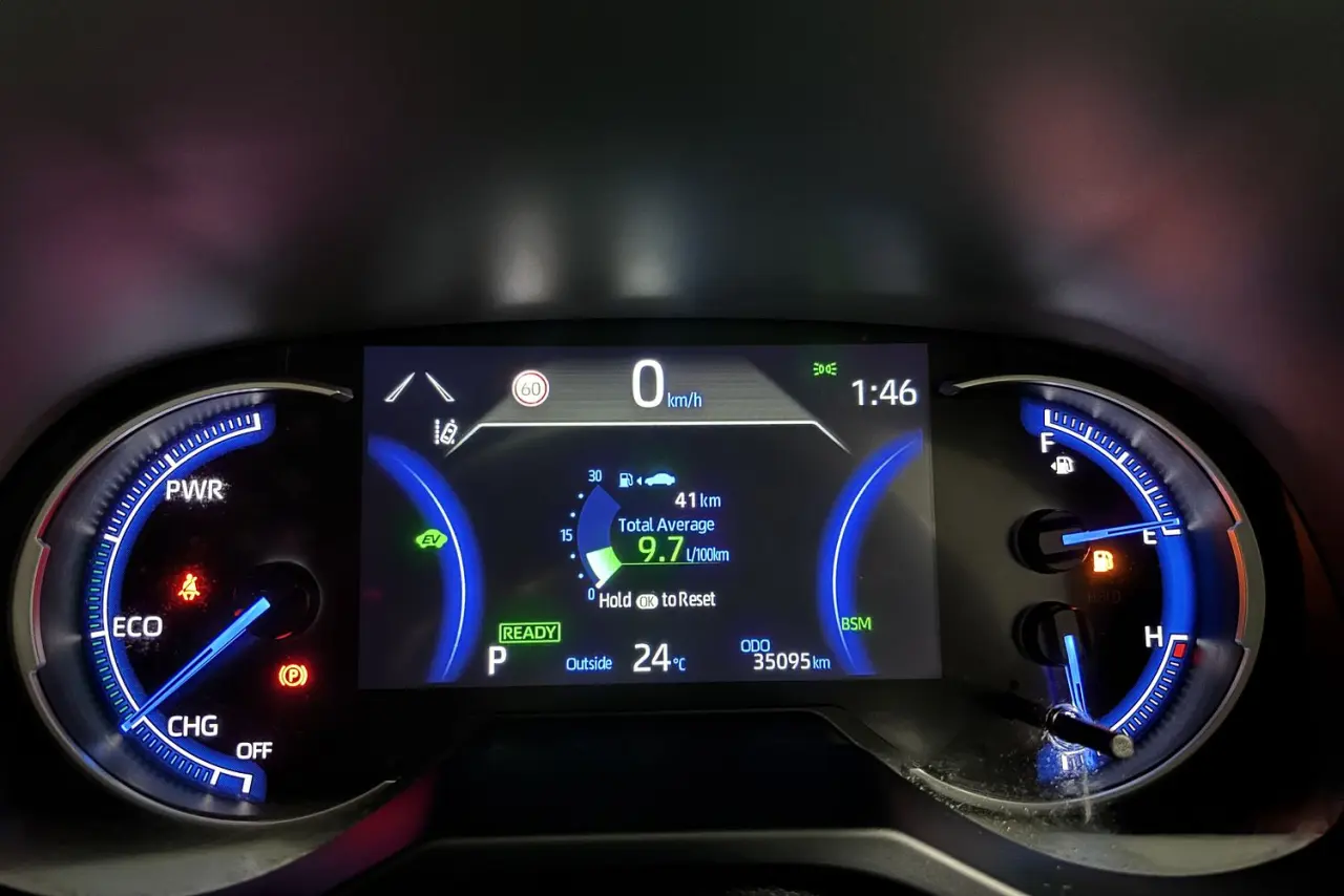 2024 Toyota RAV4 Gallery Image 17
