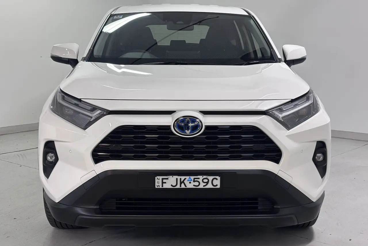 2024 Toyota RAV4 Gallery Image 3