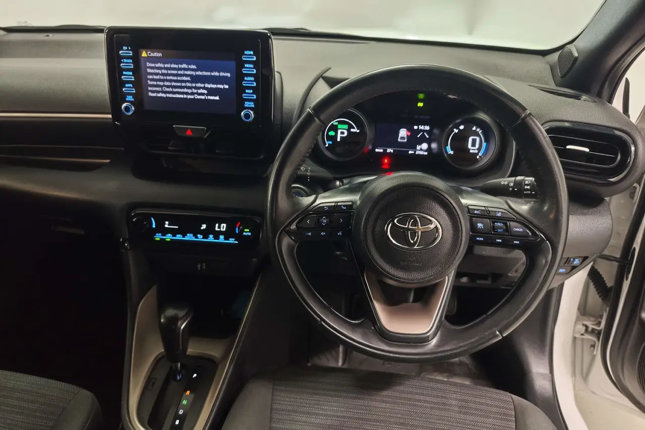 2022 Toyota Yaris Gallery Image 16