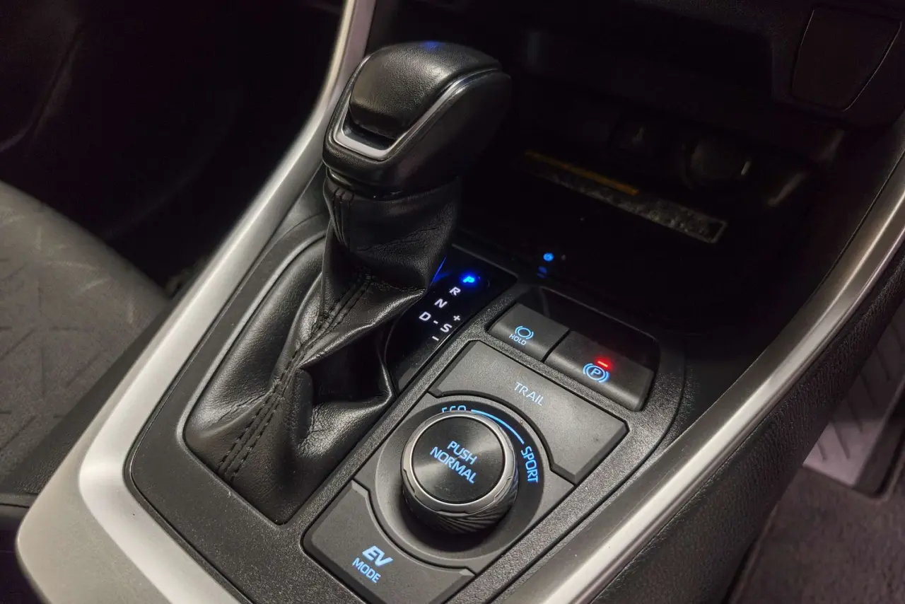 2021 Toyota RAV4 Gallery Image 20