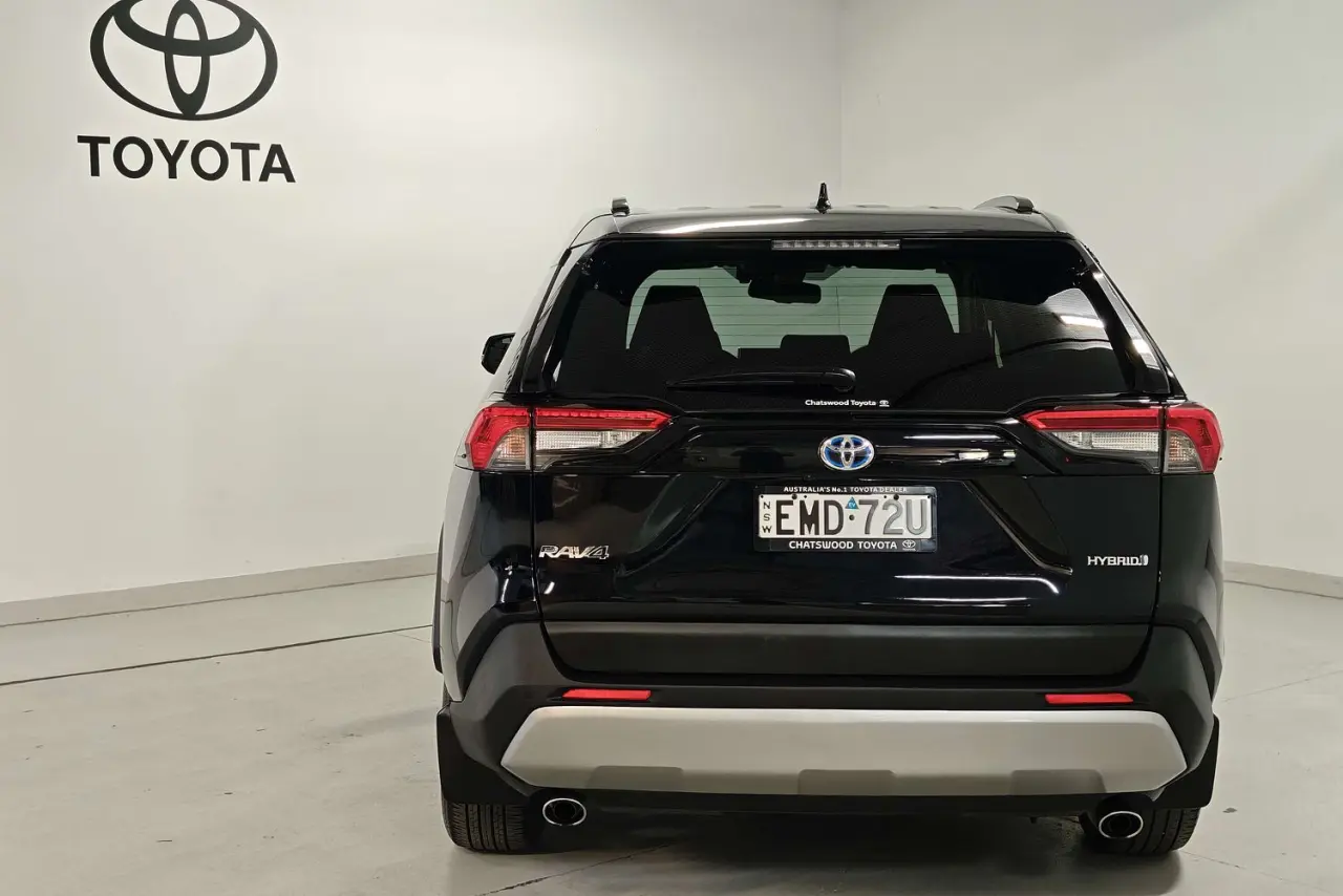 2021 Toyota RAV4 Gallery Image 7