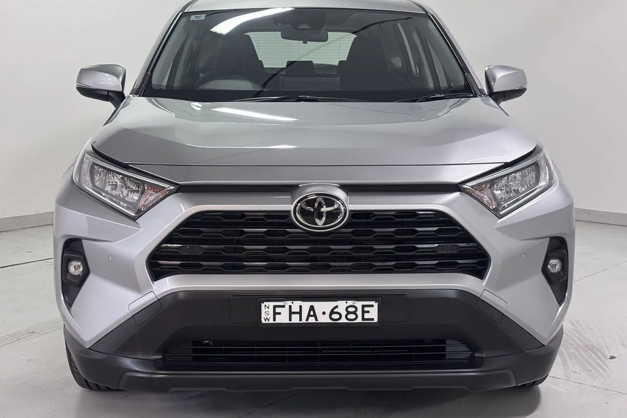 2024 Toyota RAV4 Gallery Image 3