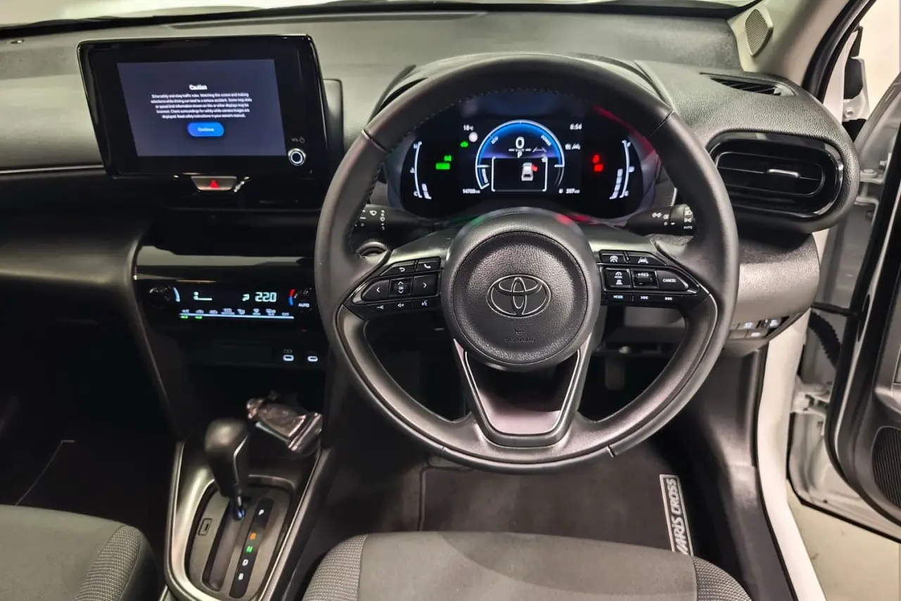 2024 Toyota Yaris Cross Gallery Image 16