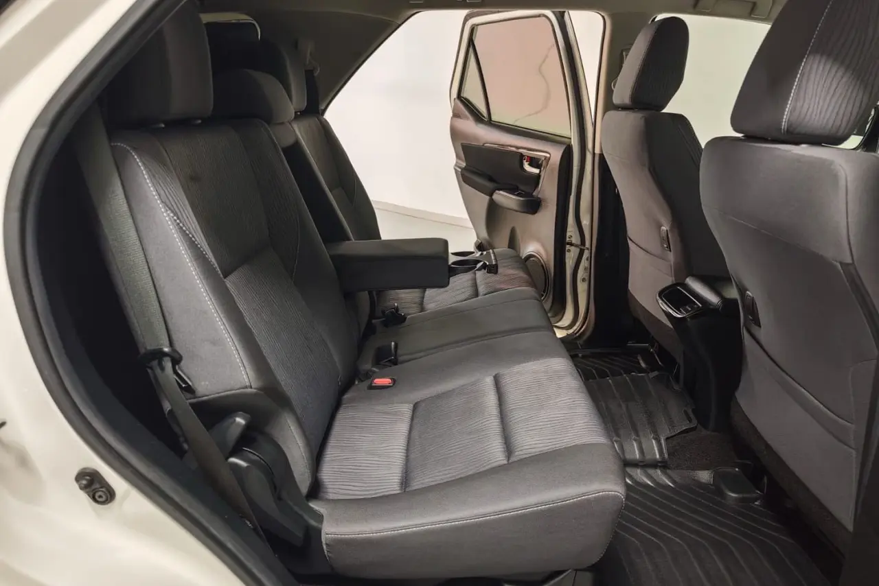 2022 Toyota Fortuner Gallery Image 11