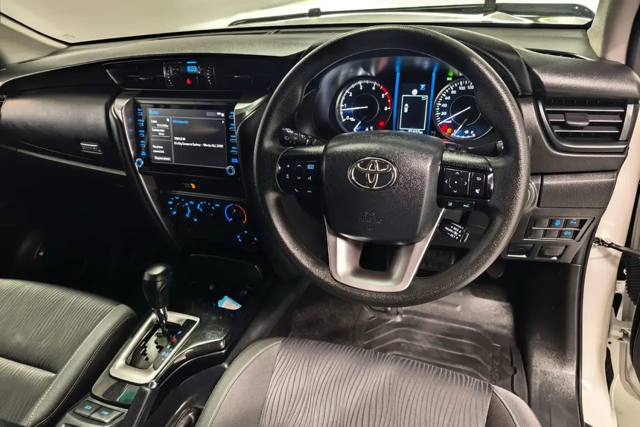 2022 Toyota Fortuner Gallery Image 16