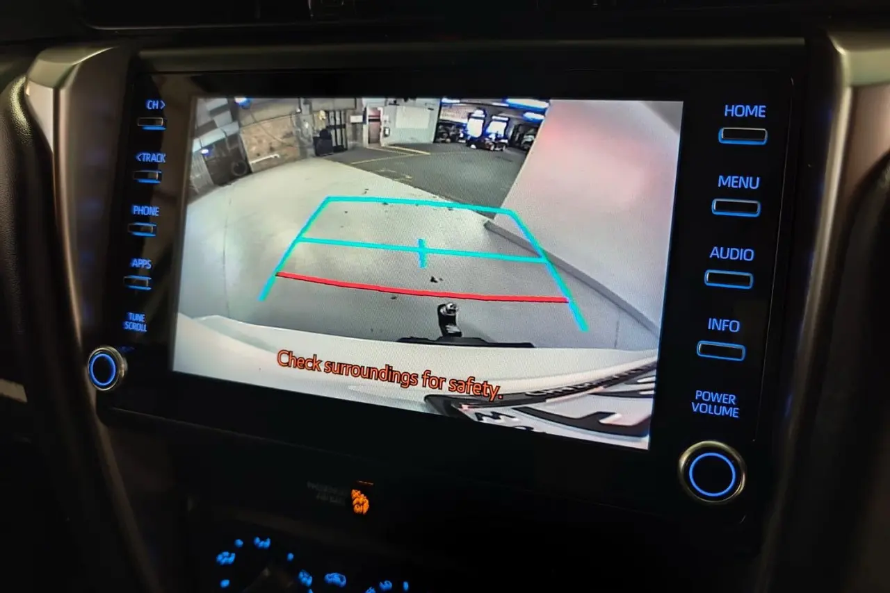 2022 Toyota Fortuner Gallery Image 18