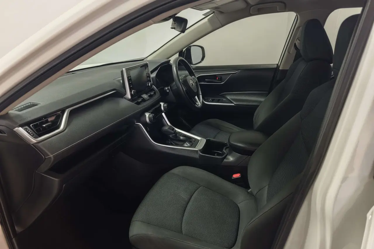 2022 Toyota RAV4 Gallery Image 14