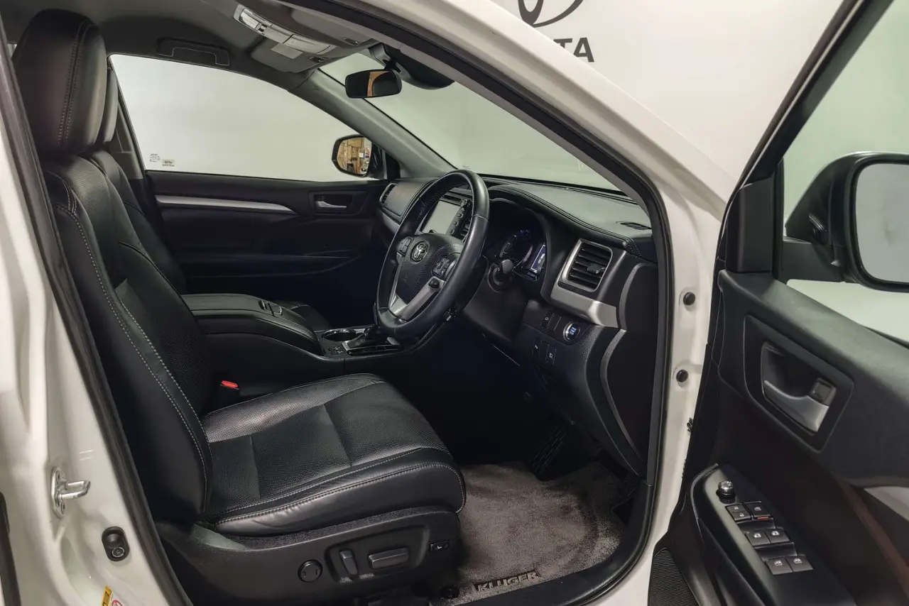 2018 Toyota Kluger Gallery Image 10